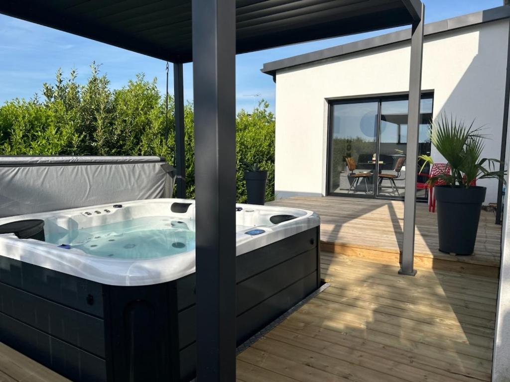 Studio & Spa La Discrete Saint-Évarzec 외부 사진