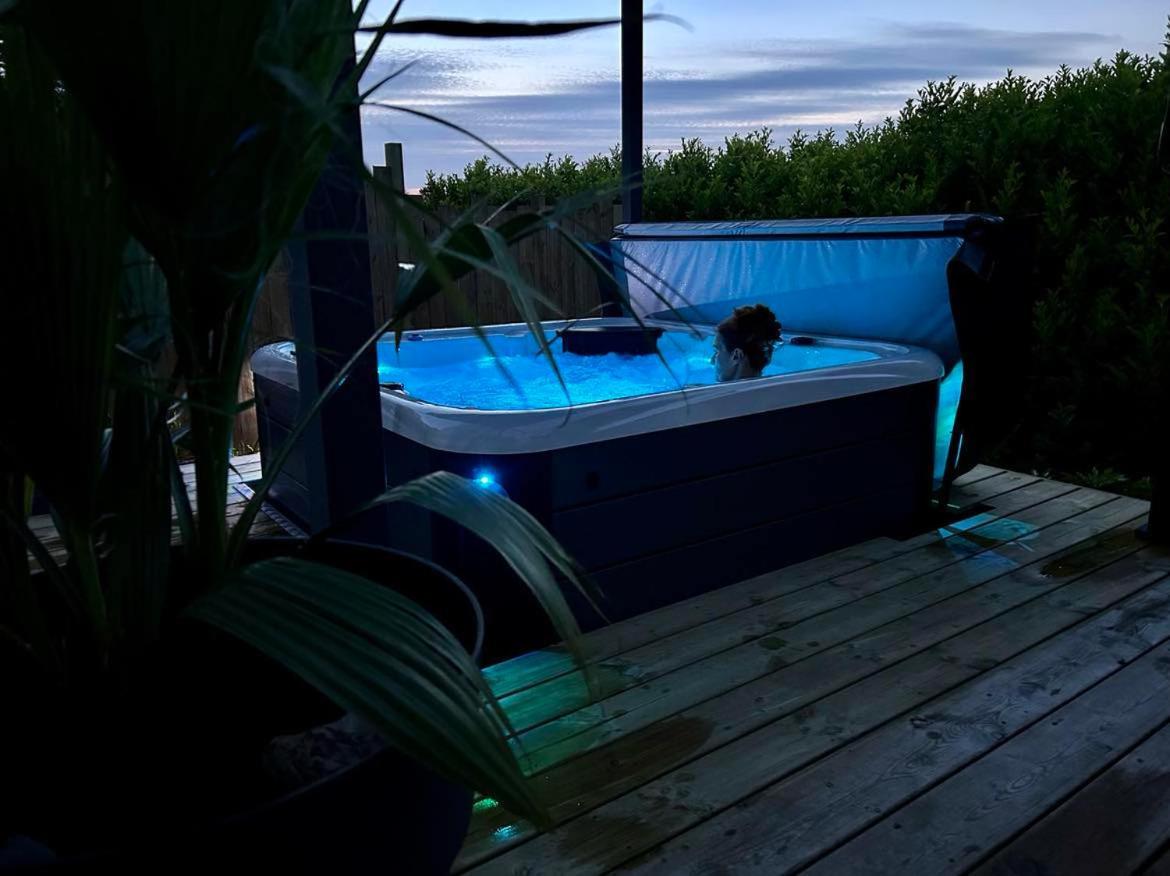 Studio & Spa La Discrete Saint-Évarzec 외부 사진